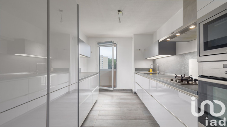 Ma-Cabane - Vente Appartement Tassin-la-Demi-Lune, 77 m²