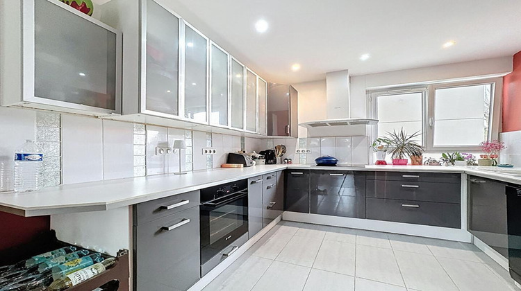 Ma-Cabane - Vente Appartement TASSIN LA DEMI LUNE, 97 m²