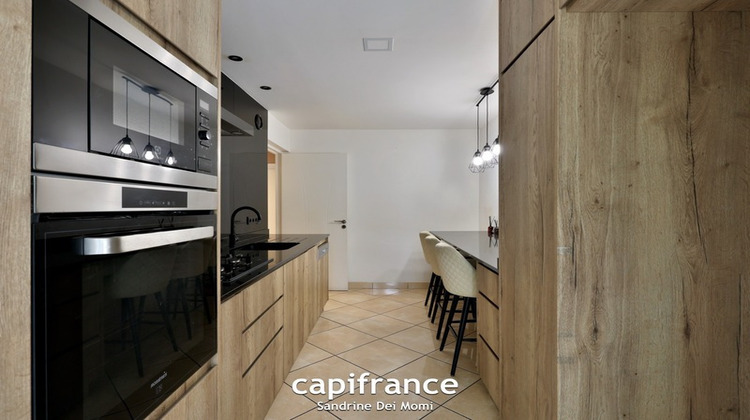Ma-Cabane - Vente Appartement TASSIN LA DEMI LUNE, 82 m²