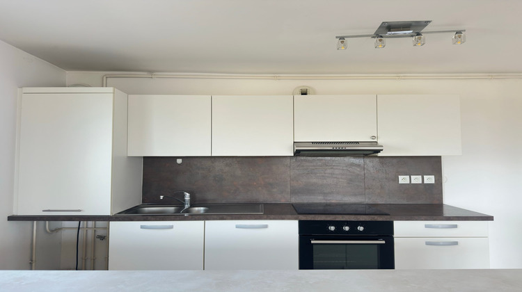 Ma-Cabane - Vente Appartement Templemars, 69 m²