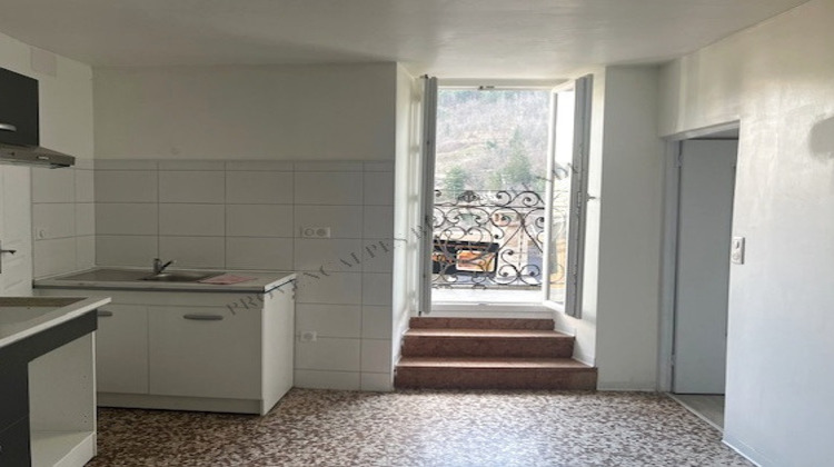 Ma-Cabane - Vente Appartement Tende, 80 m²