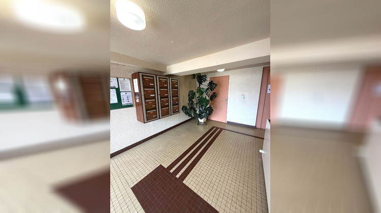 Ma-Cabane - Vente Appartement TERRASSON-LAVILLEDIEU, 66 m²