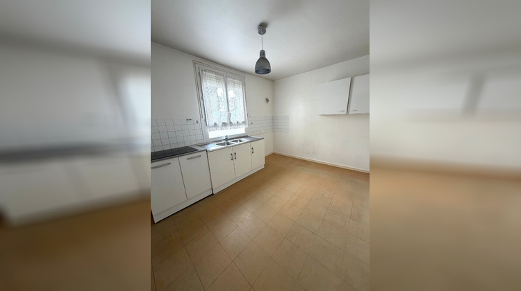Ma-Cabane - Vente Appartement TERRASSON-LAVILLEDIEU, 66 m²