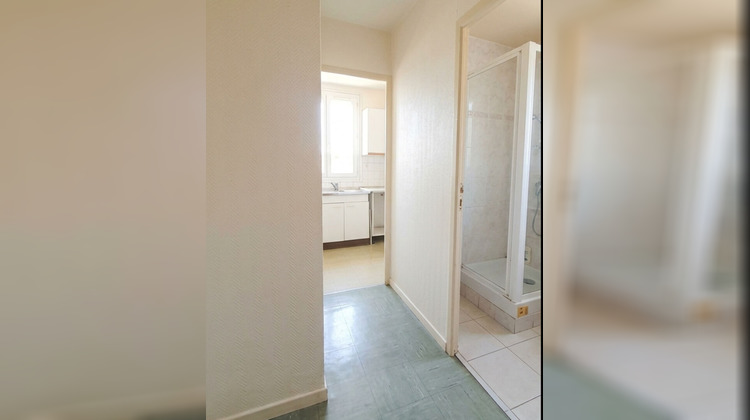 Ma-Cabane - Vente Appartement TERRASSON-LAVILLEDIEU, 32 m²