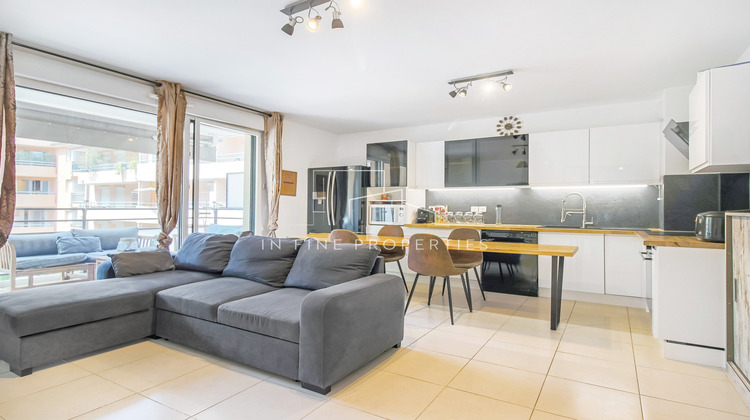 Ma-Cabane - Vente Appartement Théoule-sur-Mer, 57 m²