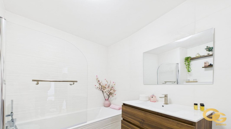 Ma-Cabane - Vente Appartement THEOULE SUR MER, 77 m²