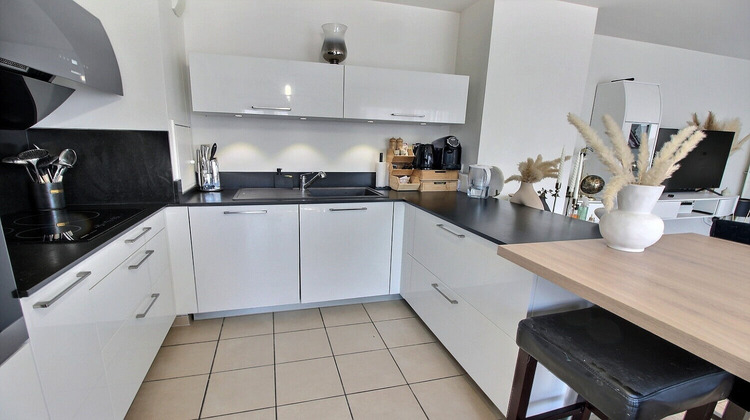 Ma-Cabane - Vente Appartement THIAIS, 77 m²