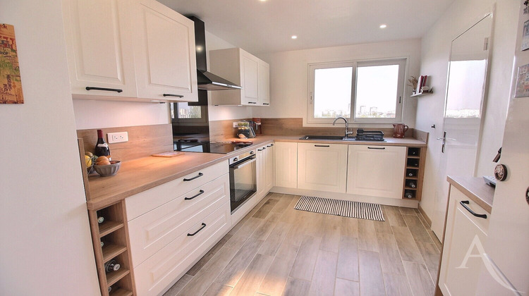Ma-Cabane - Vente Appartement THIAIS, 64 m²