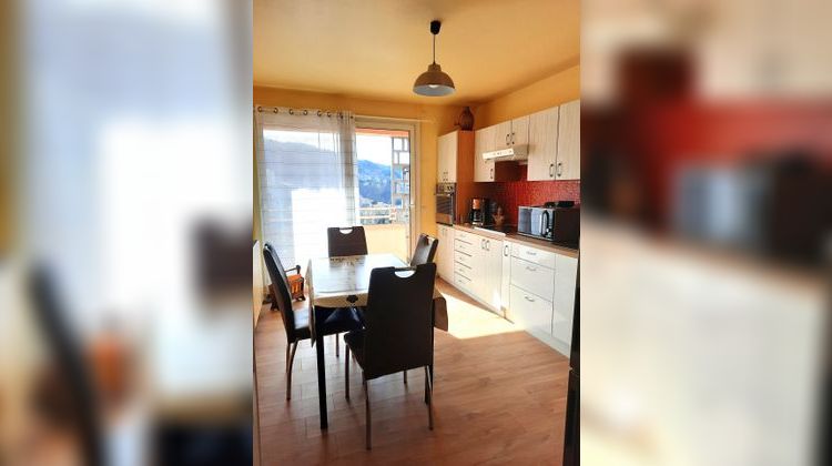 Ma-Cabane - Vente Appartement Thiers, 96 m²