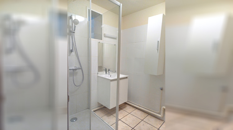 Ma-Cabane - Vente Appartement Thiers, 44 m²