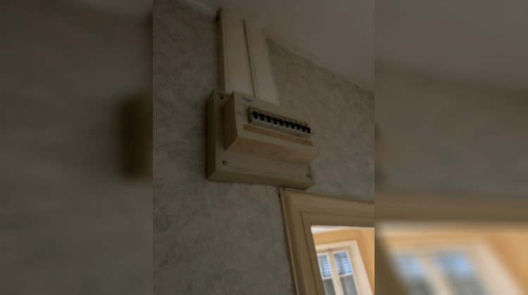 Ma-Cabane - Vente Appartement THIERS, 51 m²