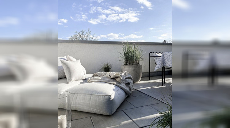 Ma-Cabane - Vente Appartement THIVERVAL-GRIGNON, 90 m²