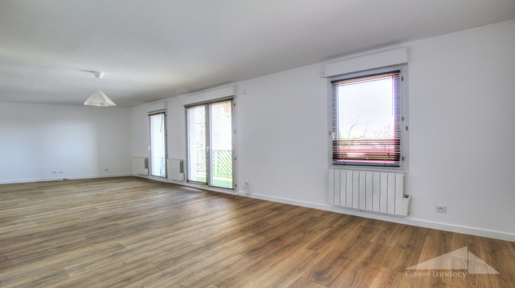 Ma-Cabane - Vente Appartement Thoiry, 84 m²