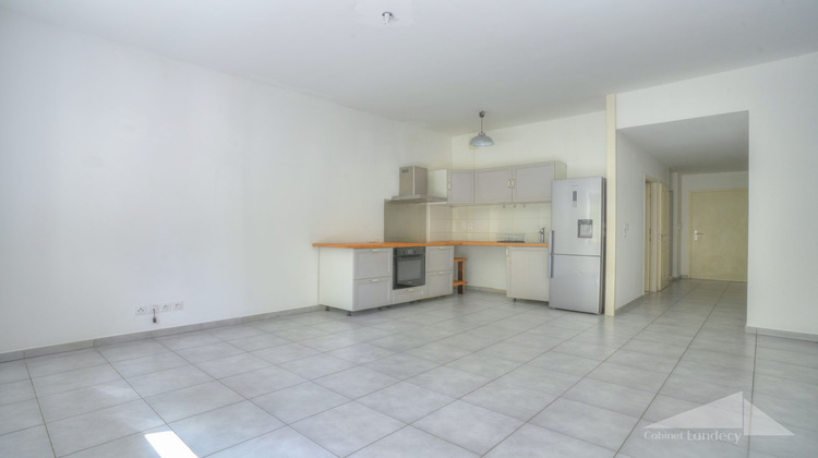 Ma-Cabane - Vente Appartement Thoiry, 67 m²