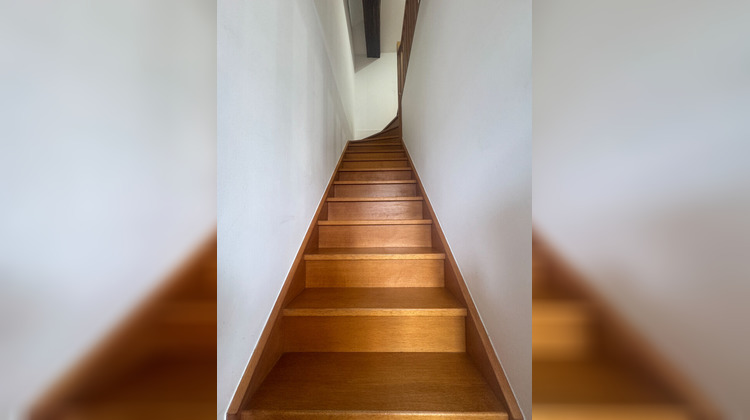 Ma-Cabane - Vente Appartement THOISSEY, 0 m²