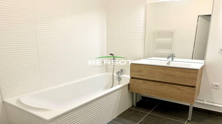 Ma-Cabane - Vente Appartement THONON-LES-BAINS, 63 m²