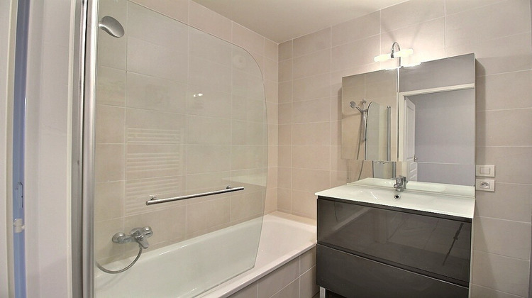 Ma-Cabane - Vente Appartement THONON-LES-BAINS, 66 m²