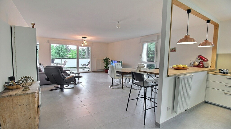 Ma-Cabane - Vente Appartement THONON-LES-BAINS, 85 m²