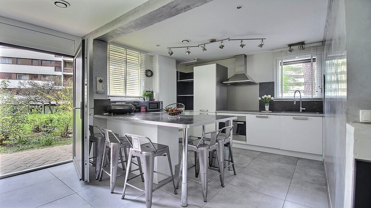 Ma-Cabane - Vente Appartement THONON-LES-BAINS, 64 m²