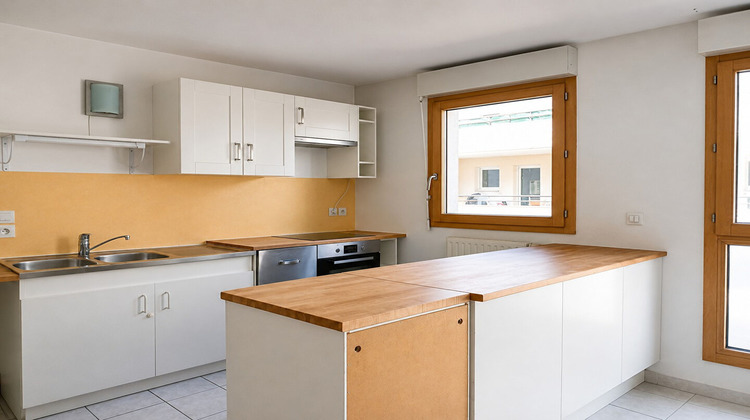 Ma-Cabane - Vente Appartement THONON-LES-BAINS, 68 m²