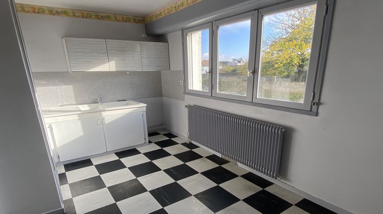 Ma-Cabane - Vente Appartement Thouars, 66 m²