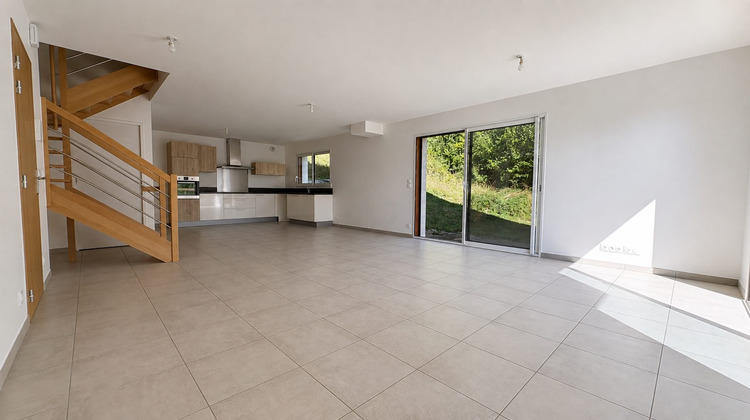 Ma-Cabane - Vente Appartement Thyez, 98 m²