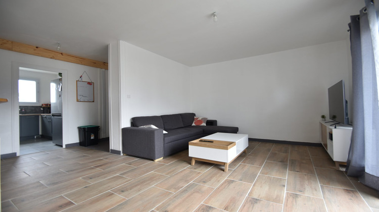 Ma-Cabane - Vente Appartement Tonnay-Charente, 68 m²