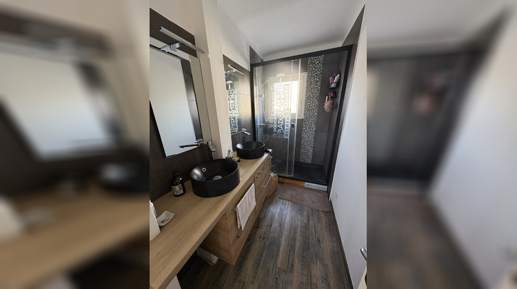 Ma-Cabane - Vente Appartement Toulon, 55 m²