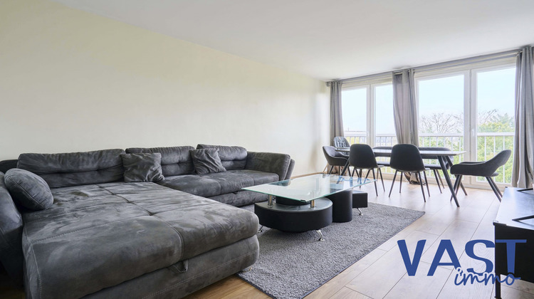 Ma-Cabane - Vente Appartement Tourcoing, 66 m²