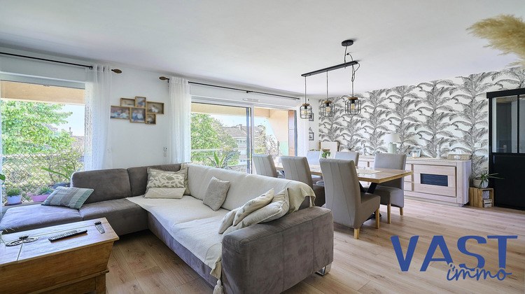Ma-Cabane - Vente Appartement Tourcoing, 72 m²