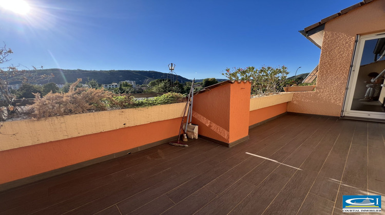 Ma-Cabane - Vente Appartement Tournon-sur-Rhône, 83 m²