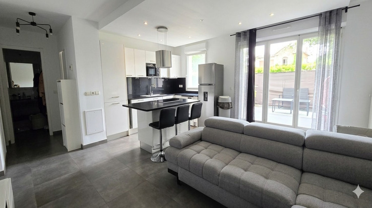Ma-Cabane - Vente Appartement TRAPPES, 47 m²