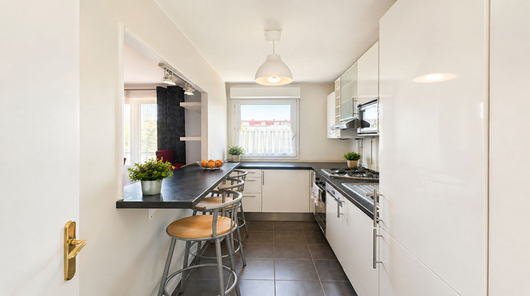 Ma-Cabane - Vente Appartement TRAPPES, 63 m²