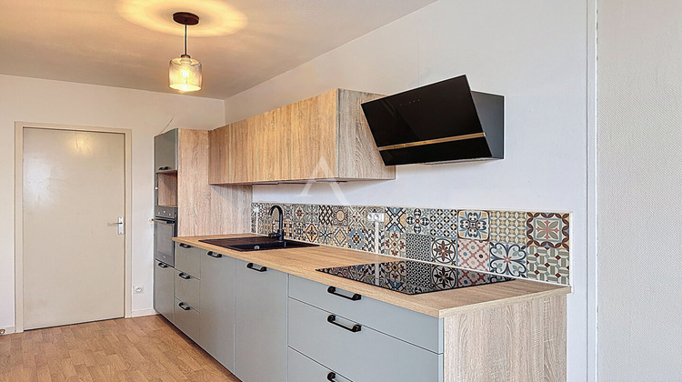 Ma-Cabane - Vente Appartement TRELAZE, 57 m²