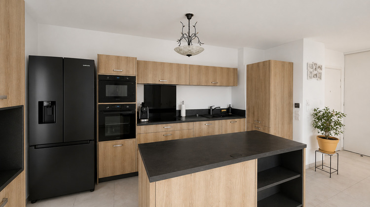 Ma-Cabane - Vente Appartement TRETS, 70 m²