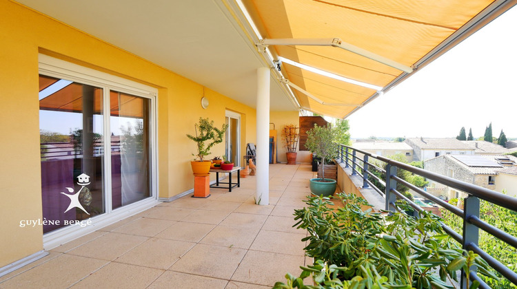 Ma-Cabane - Vente Appartement UCHAUD, 82 m²