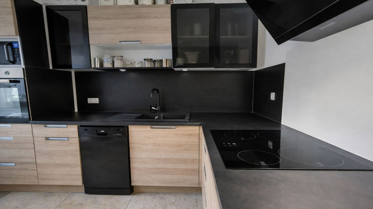 Ma-Cabane - Vente Appartement Uchizy, 58 m²