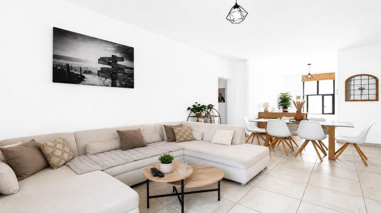 Ma-Cabane - Vente Appartement UNIEUX, 96 m²