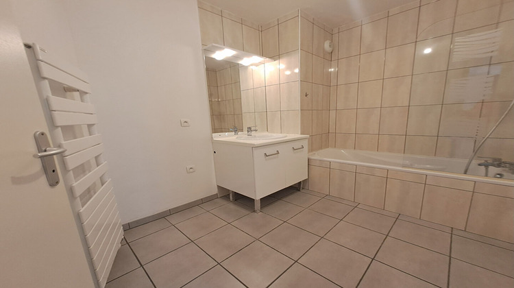 Ma-Cabane - Vente Appartement USTARITZ, 56 m²