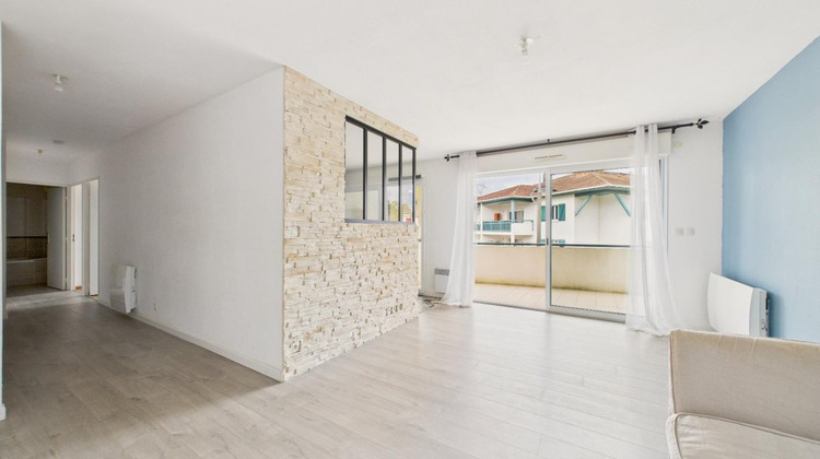 Ma-Cabane - Vente Appartement USTARITZ, 64 m²