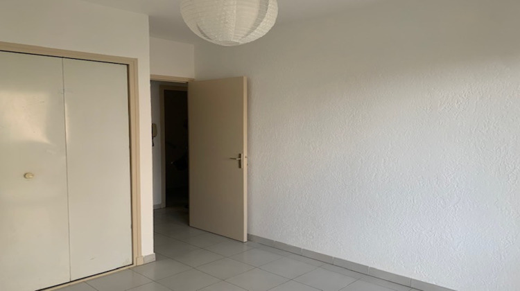 Ma-Cabane - Vente Appartement Uzès, 40 m²