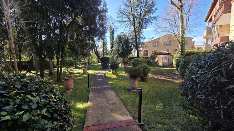 Ma-Cabane - Vente Appartement UZES, 65 m²