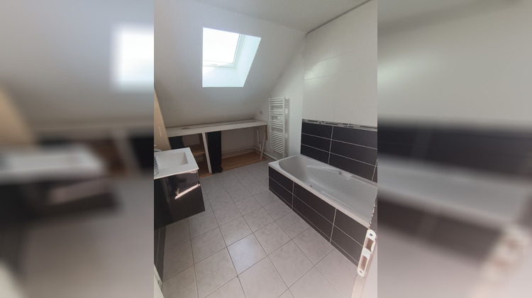 Ma-Cabane - Vente Appartement VALDAHON, 66 m²