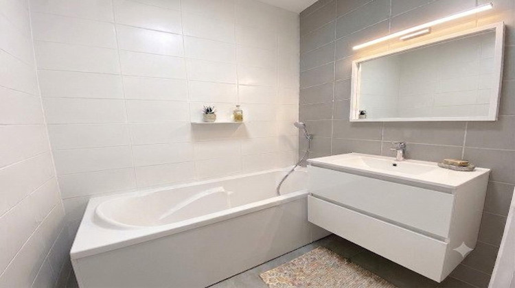 Ma-Cabane - Vente Appartement Valentigney, 75 m²