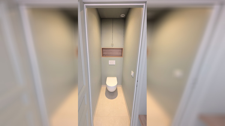 Ma-Cabane - Vente Appartement VALLAURIS, 44 m²