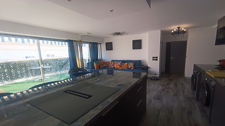 Ma-Cabane - Vente Appartement VALLAURIS, 46 m²