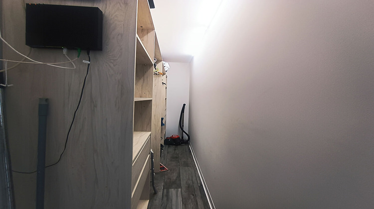 Ma-Cabane - Vente Appartement VALLAURIS, 46 m²