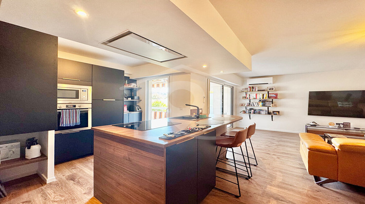 Ma-Cabane - Vente Appartement VALLAURIS, 72 m²