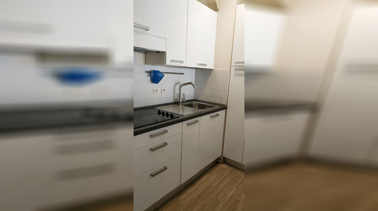 Ma-Cabane - Vente Appartement VALLAURIS, 40 m²