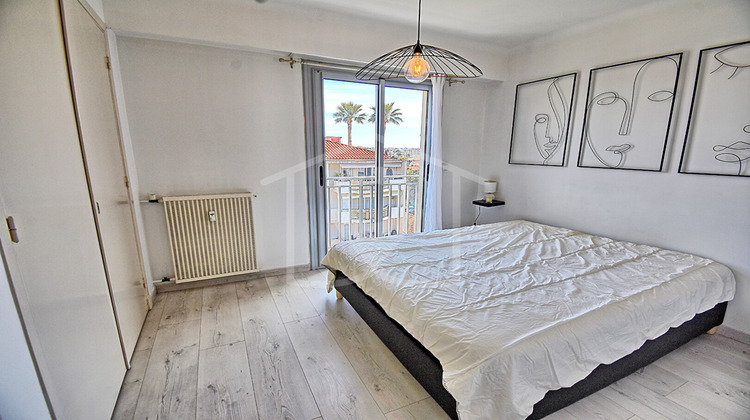 Ma-Cabane - Vente Appartement VALLAURIS, 50 m²